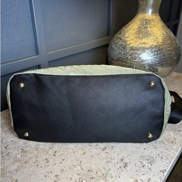 Alexis Bendel Olive Quilted Crossbody Carry-On Travel Weekender Tote Bag EUC - Picture 8 of 8